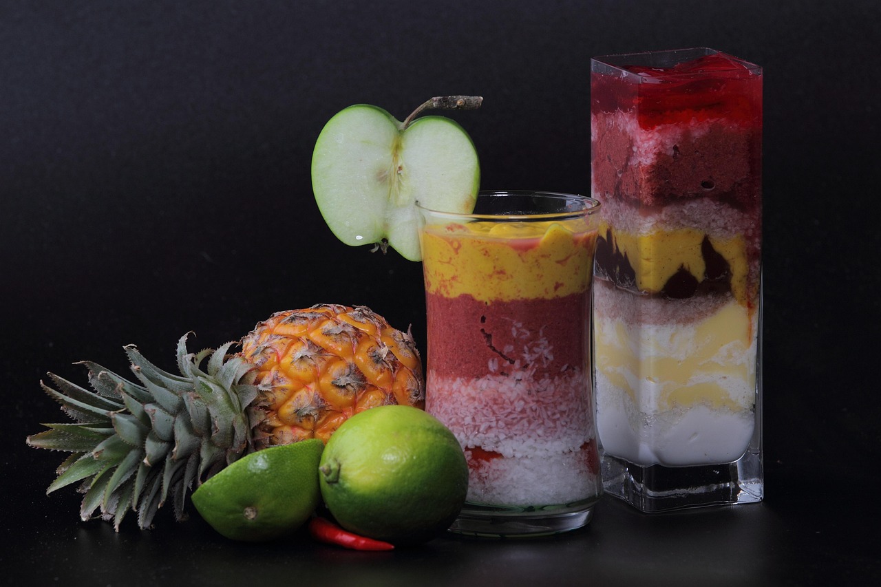 Use Leftover Fruits in Smoothies (image credits: pixabay)