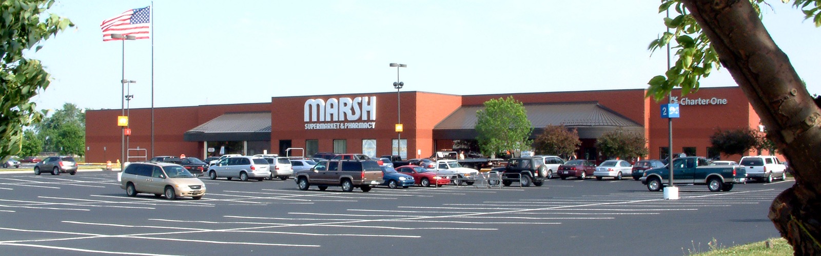 Marsh Supermarkets: Private Equity's Victim (Image Credits: By Huw Williams (Huwmanbeing), Public domain, https://commons.wikimedia.org/w/index.php?curid=2147167)