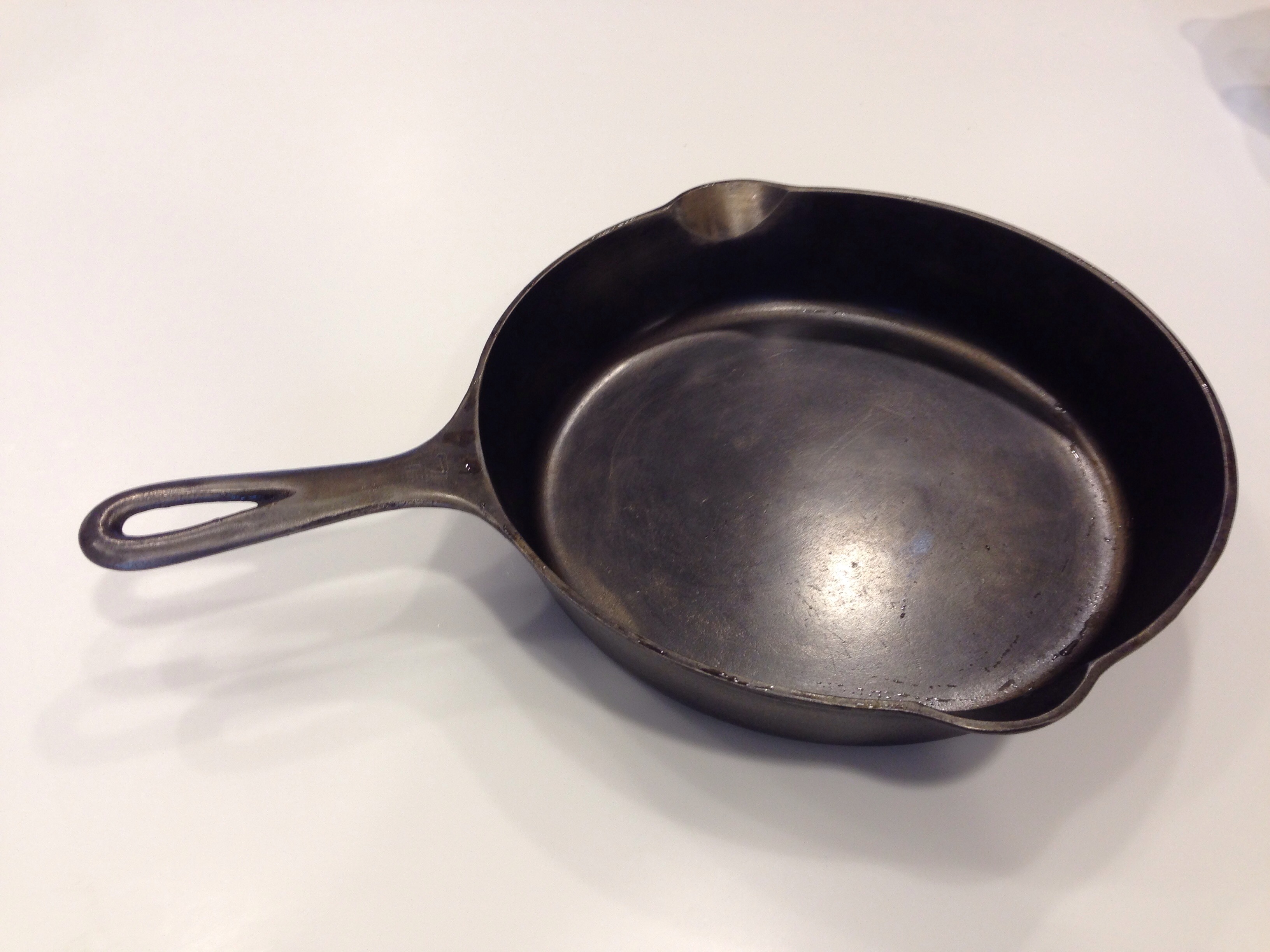 The Cast Iron Skillet (image credits: wikimedia)