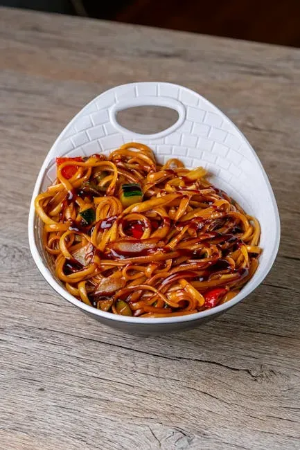 The Sauce: Simple Ingredients, Big Flavor (Image Credits: Pexels)