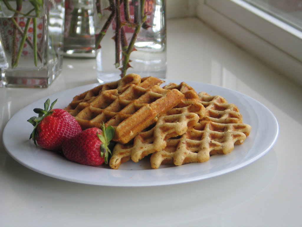 Frozen Protein Waffles by Banza (image credits: flickr)
