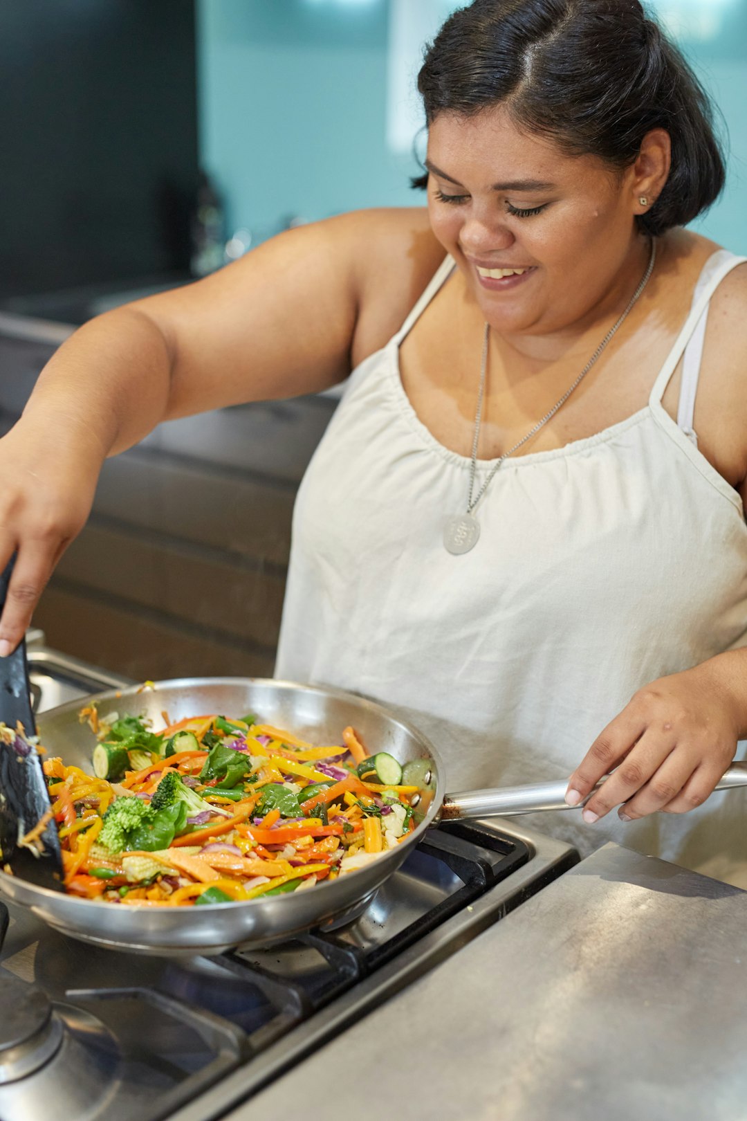 Sautéing With Minimal Oil: Quick and Healthy (image credits: unsplash)