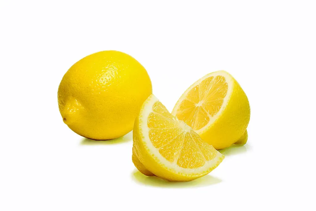 Lemon Brings Its Own Quiet Strengths (Image Credits: Flickr)