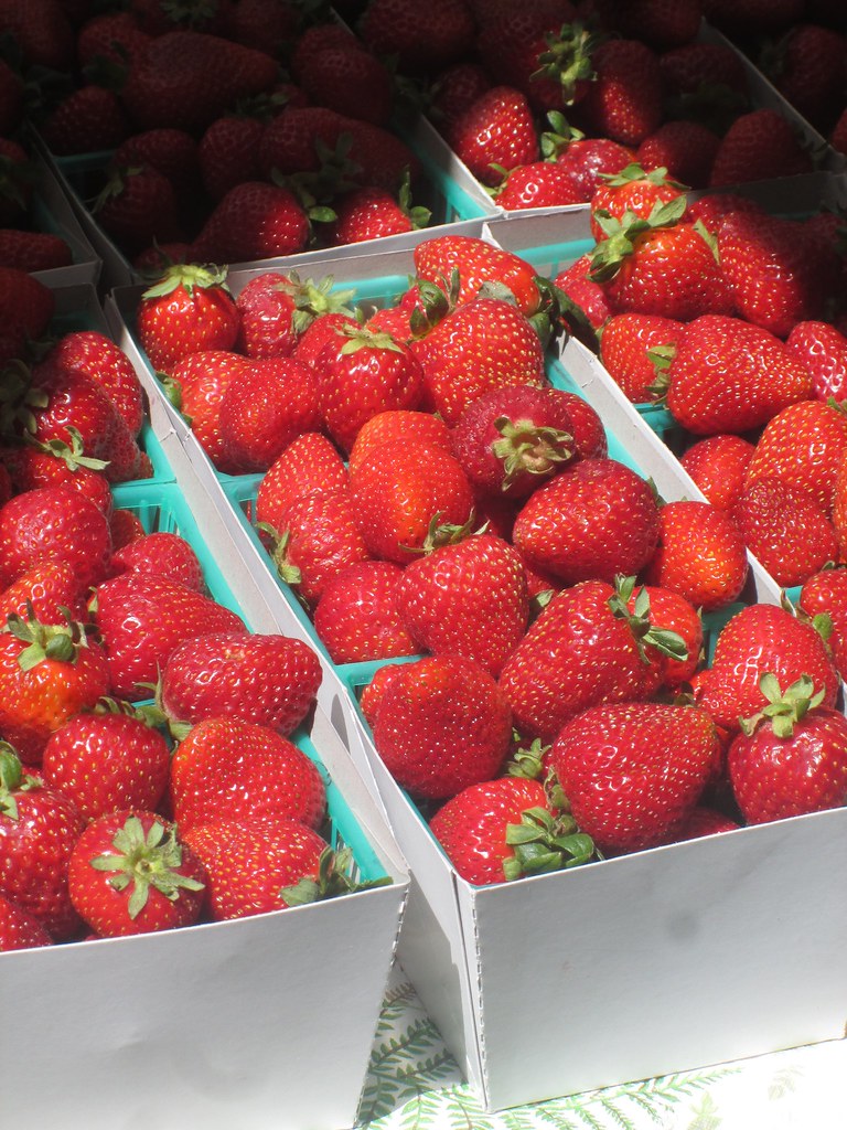 Strawberries: The Vitamin C Giants That Fight Inflammation (image credits: flickr)