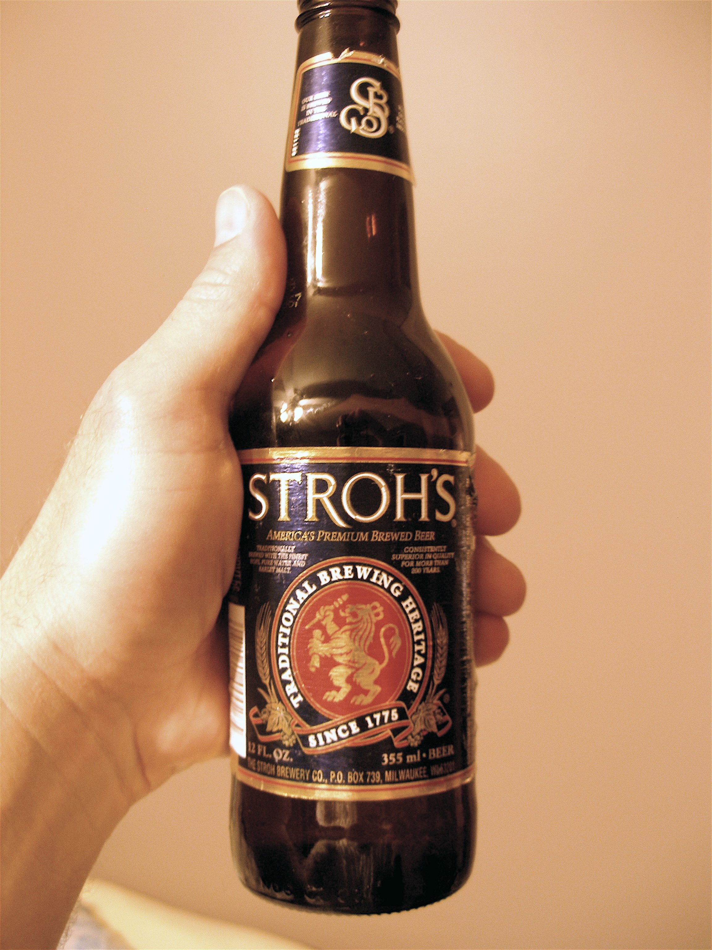 Stroh's - The Fire-Brewed Detroit Legend (image credits: wikimedia)