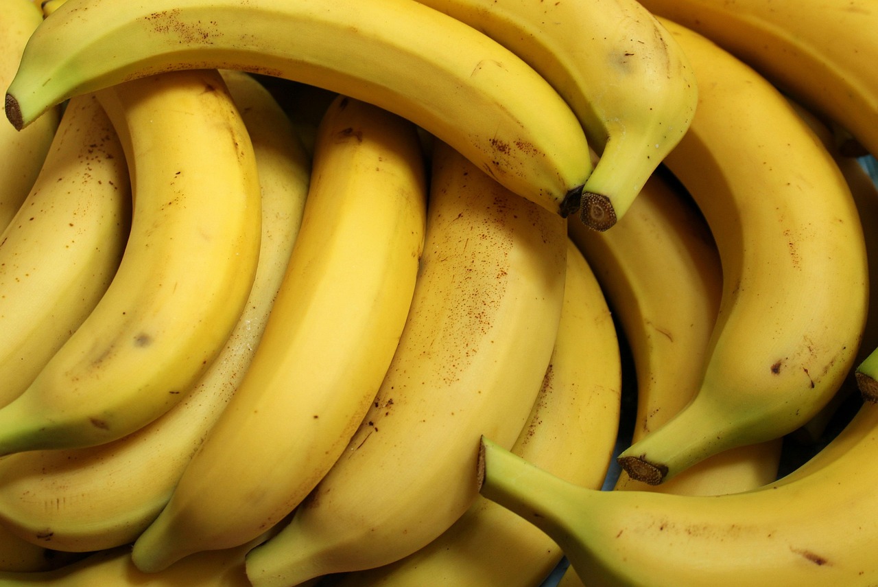 Bananas: The Quick Energy Booster (image credits: pixabay)