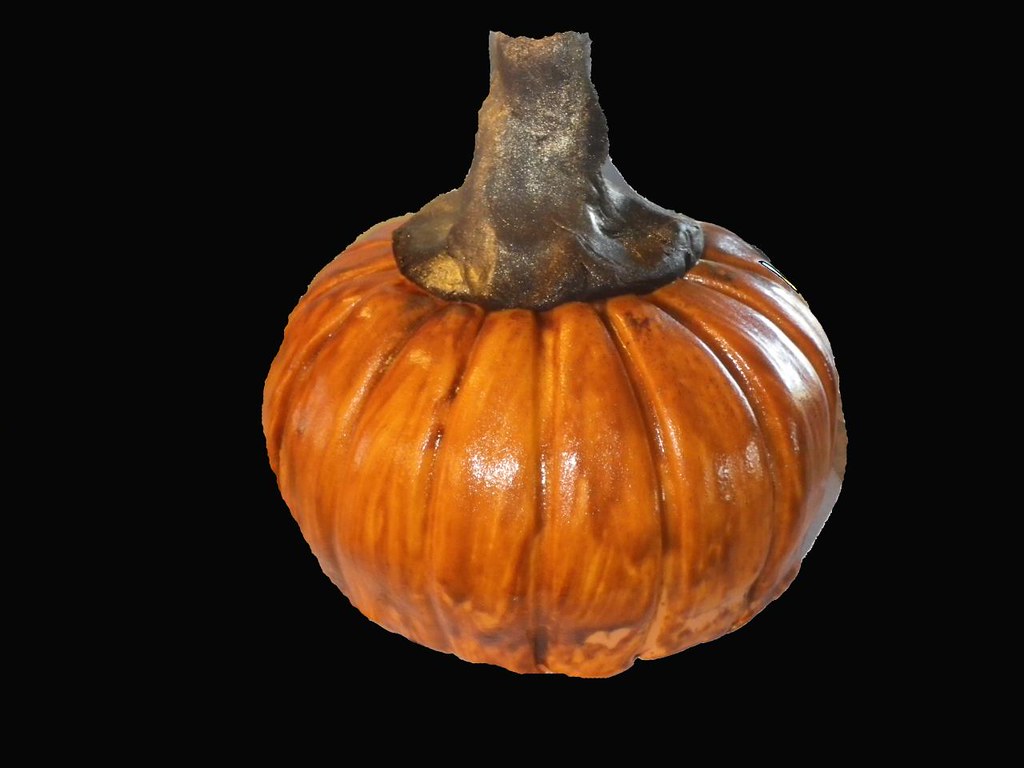 New Bakery Items That Complete the Fall Experience (image credits: flickr)