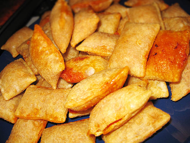 Totino's Pizza Rolls: America's Favorite Dumplings (Image Credits: Wikimedia)