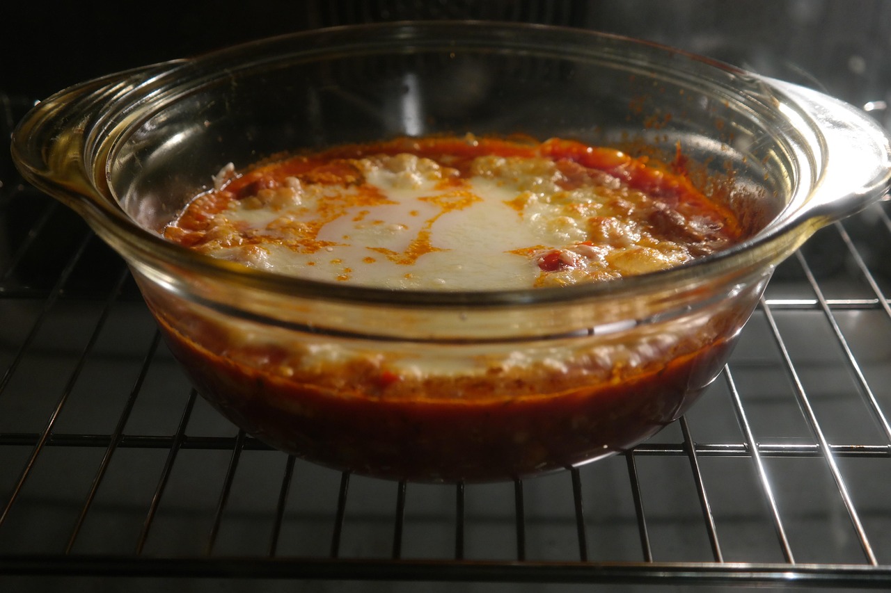 Incorporating Seasonal Ingredients (image credits: pixabay)