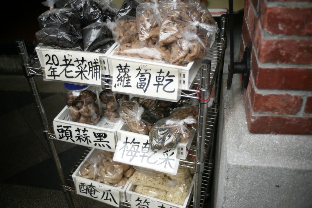 Freeze-Dried Meat Treats: Concentrated Calories (image credits: unsplash)