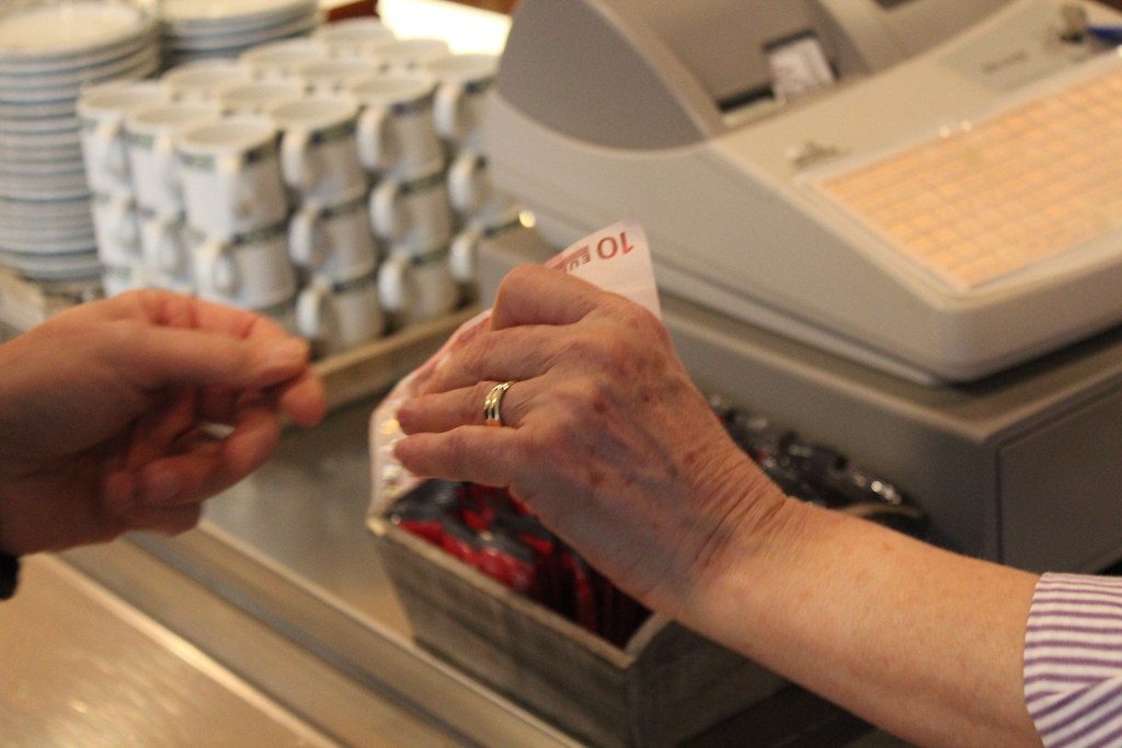 Cash Rules Everything (Image Credits: Flickr)