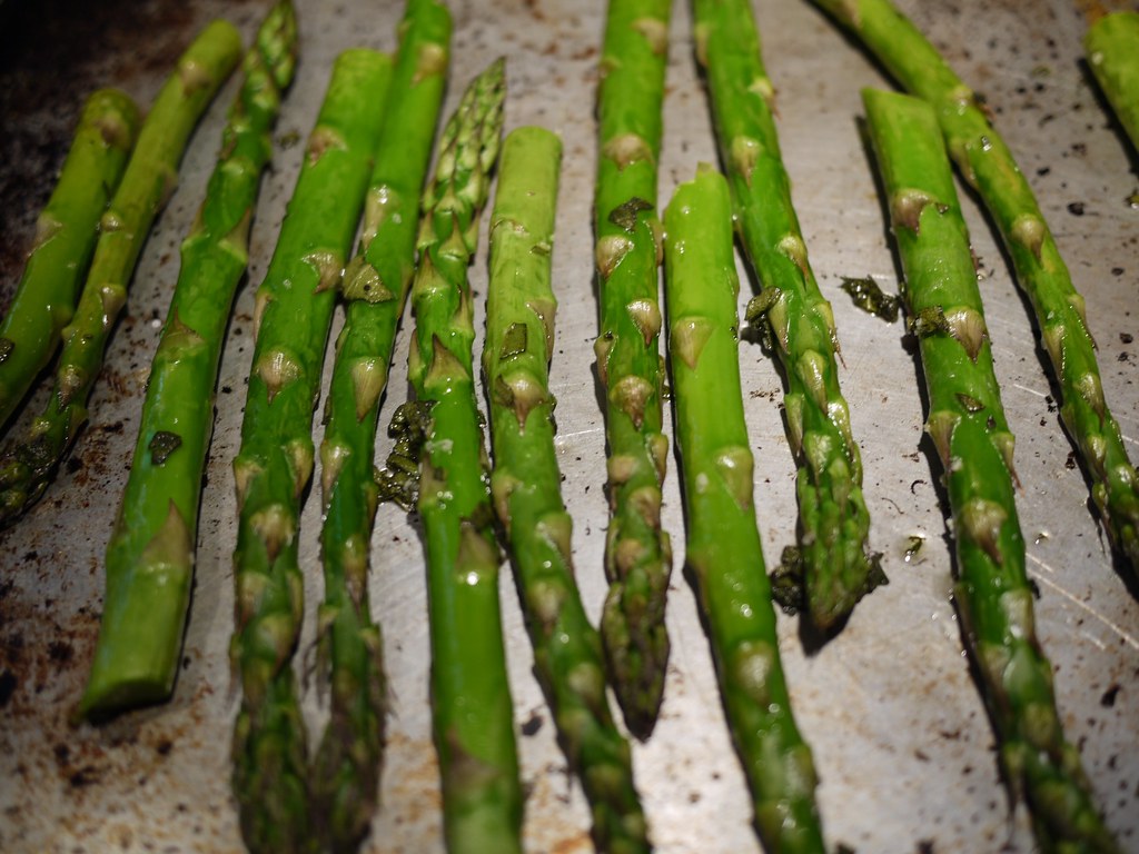 The Timing Troubles with Thin Asparagus (image credits: flickr)