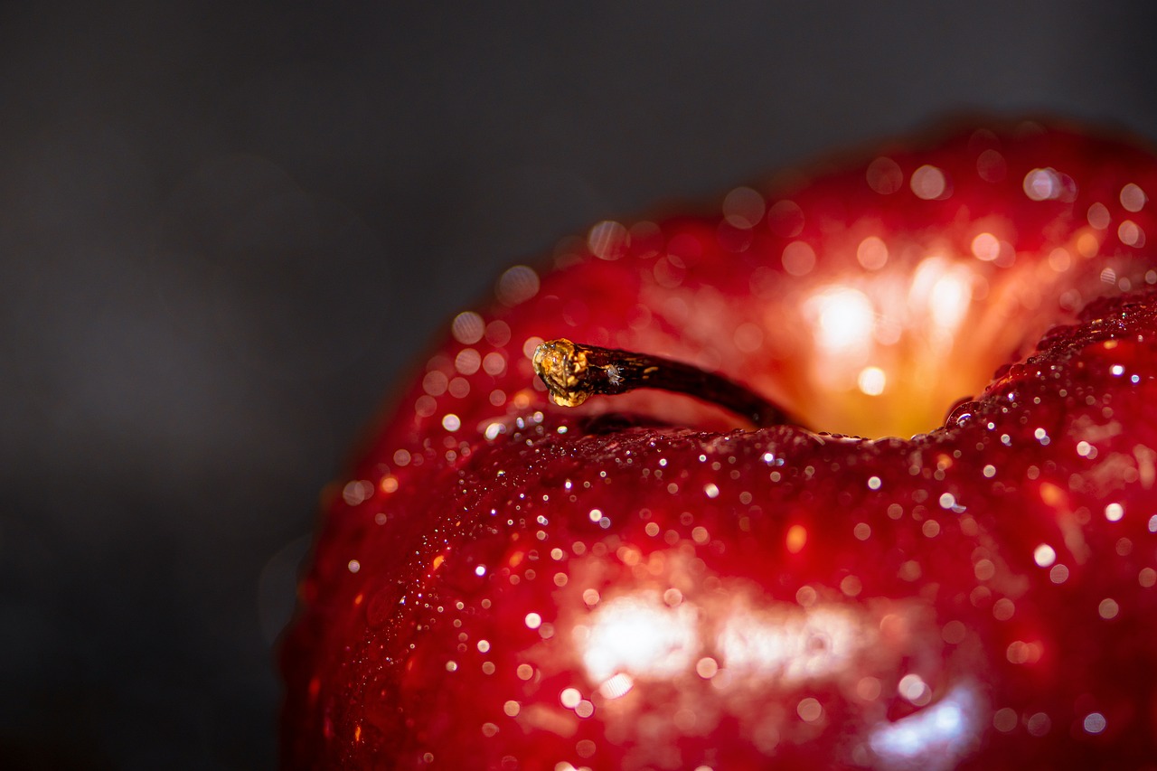 Apples: The Doctor's Favorite (image credits: pixabay)