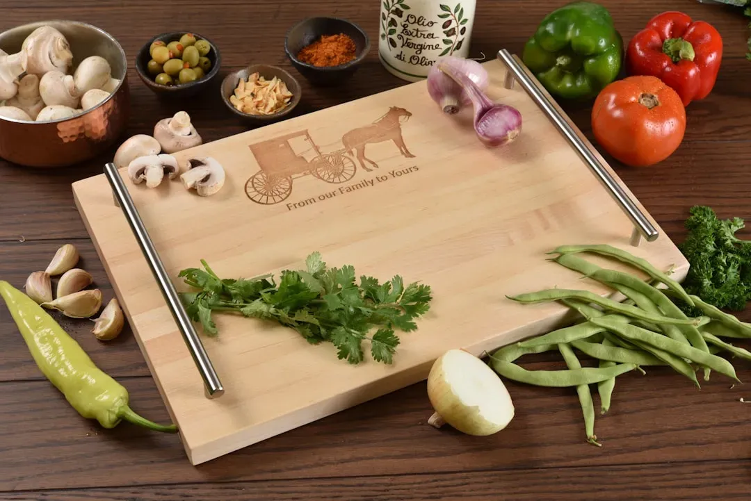 3. Using the Same Cutting Board for Raw Meat and Vegetables (Image Credits: Unsplash)