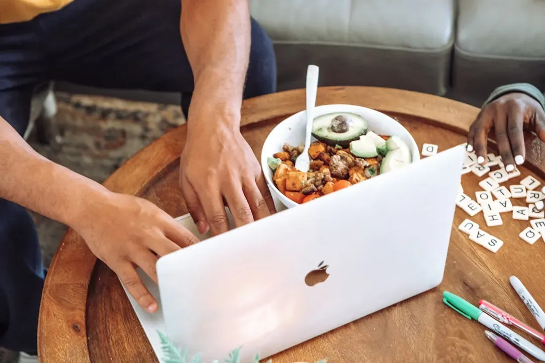 Technology and AI Meal Planners Embracing Seasonal Logic (Image Credits: Unsplash)