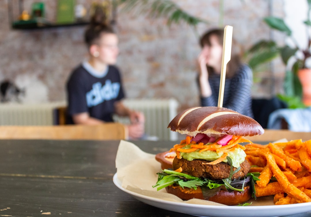 Fast Food and the American Dream (image credits: unsplash)