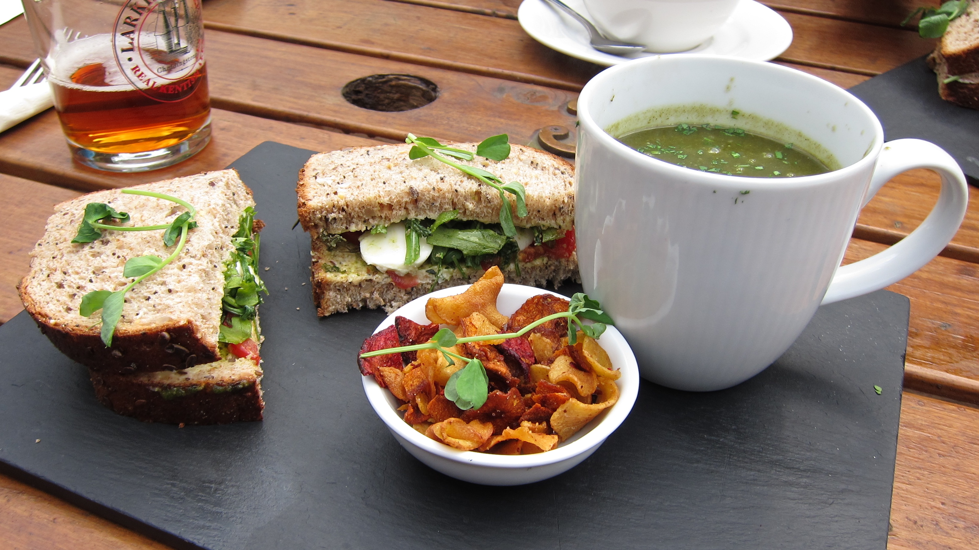 Pairing with Sides and Beverages (image credits: wikimedia)