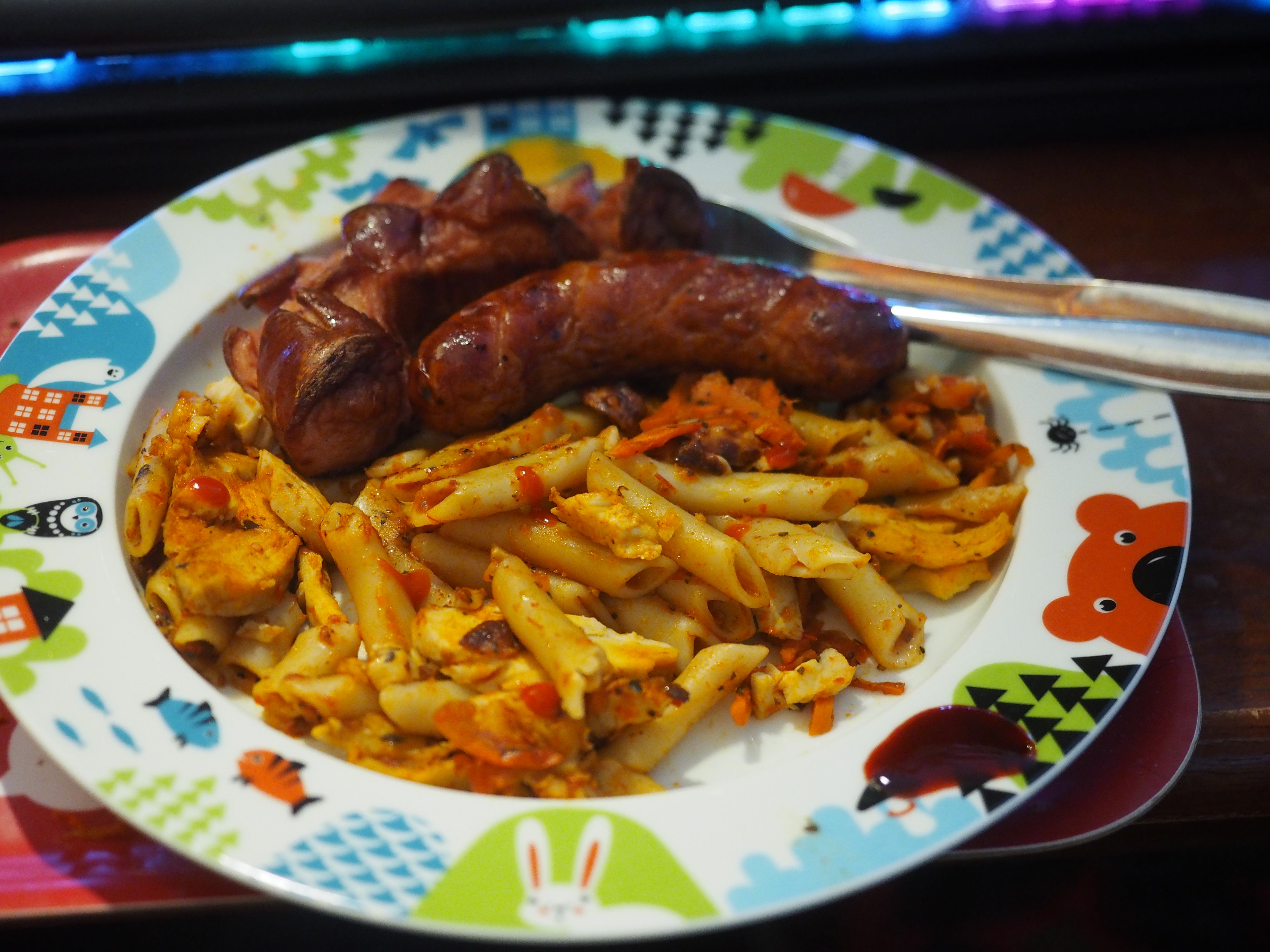 Spicy Sausage and Kale Pasta (image credits: wikimedia)