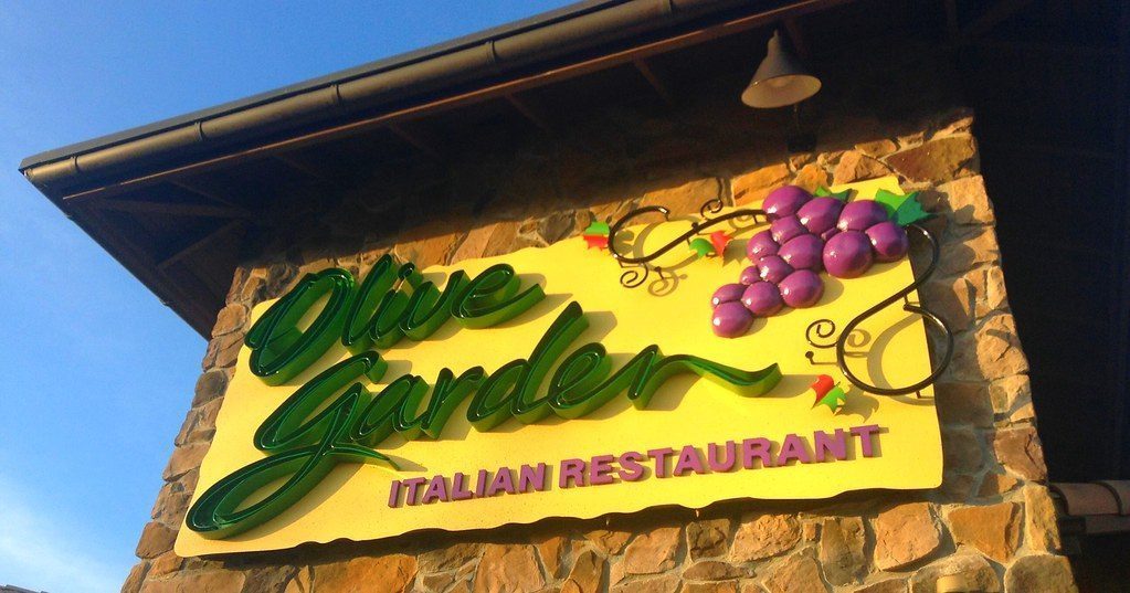 Olive Garden: Unlimited Breadsticks, Limited Value (Image Credits: Flickr)