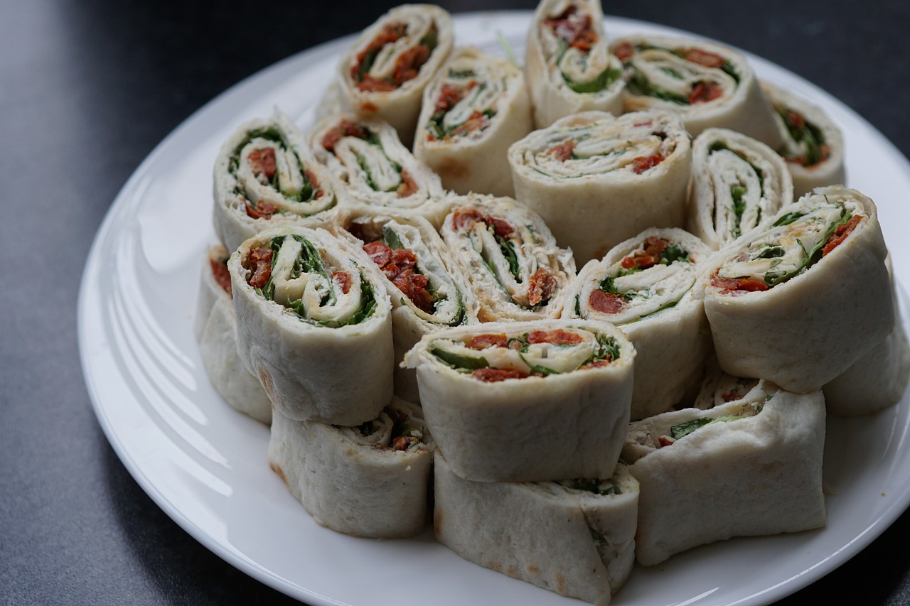 Pairing Wraps with Complementary Sides (image credits: pixabay)