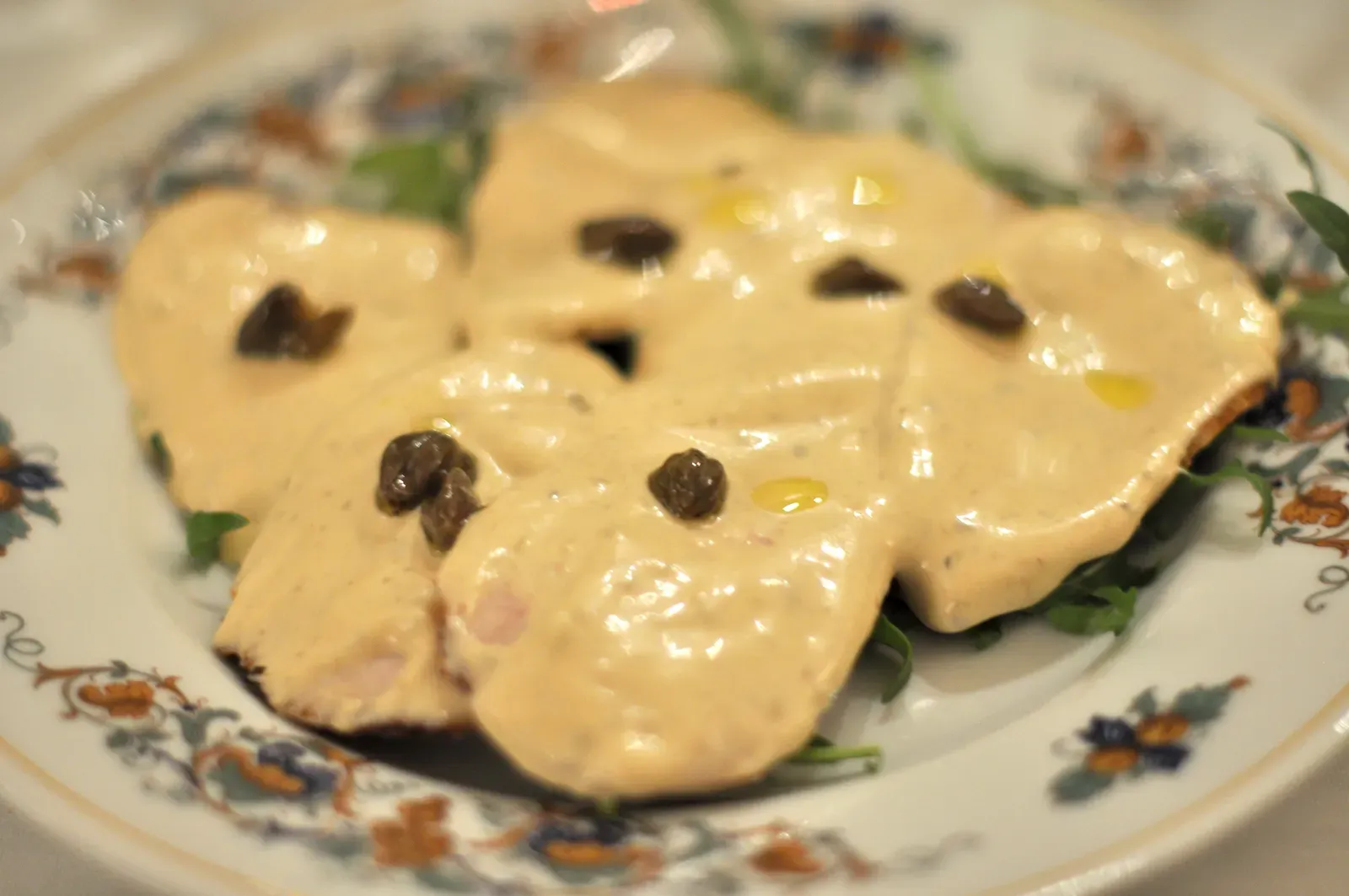Vitello Tonnato (Image Credits: Wikimedia)