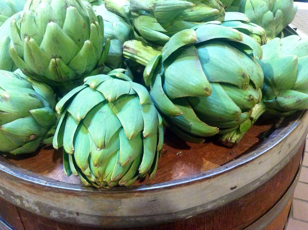 Artichoke Hearts: Fiber-Rich Delicacies (image credits: flickr)