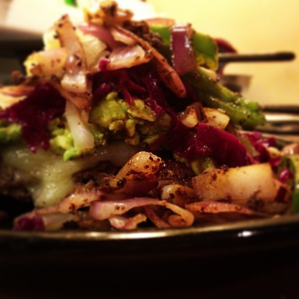 Dynamic Flavor Pairings Replace Single Notes (image credits: flickr)