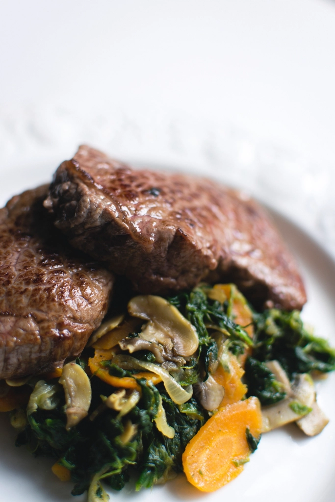 Nuteena Vegetarian Meat Alternative (image credits: rawpixel)