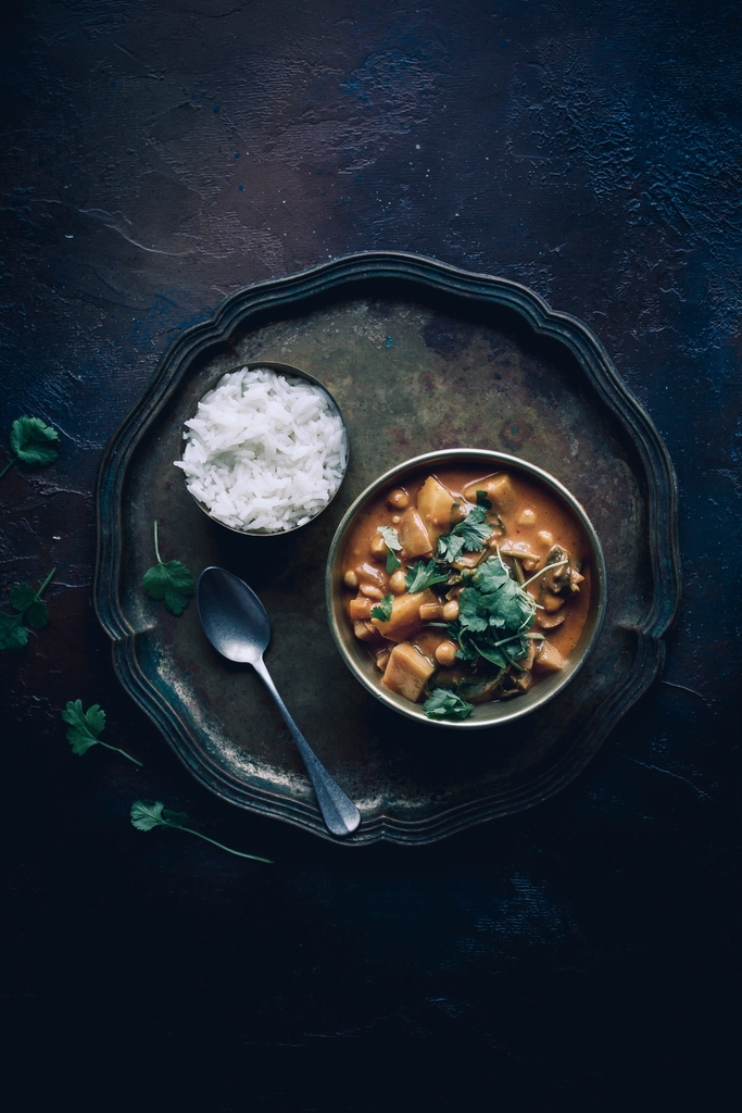 Chana Masala - The Spice Symphony That Needs Time (image credits: rawpixel)