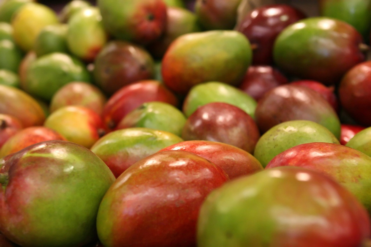 Mangoes: Sweet, Sunny Support for Health (image credits: pixabay)