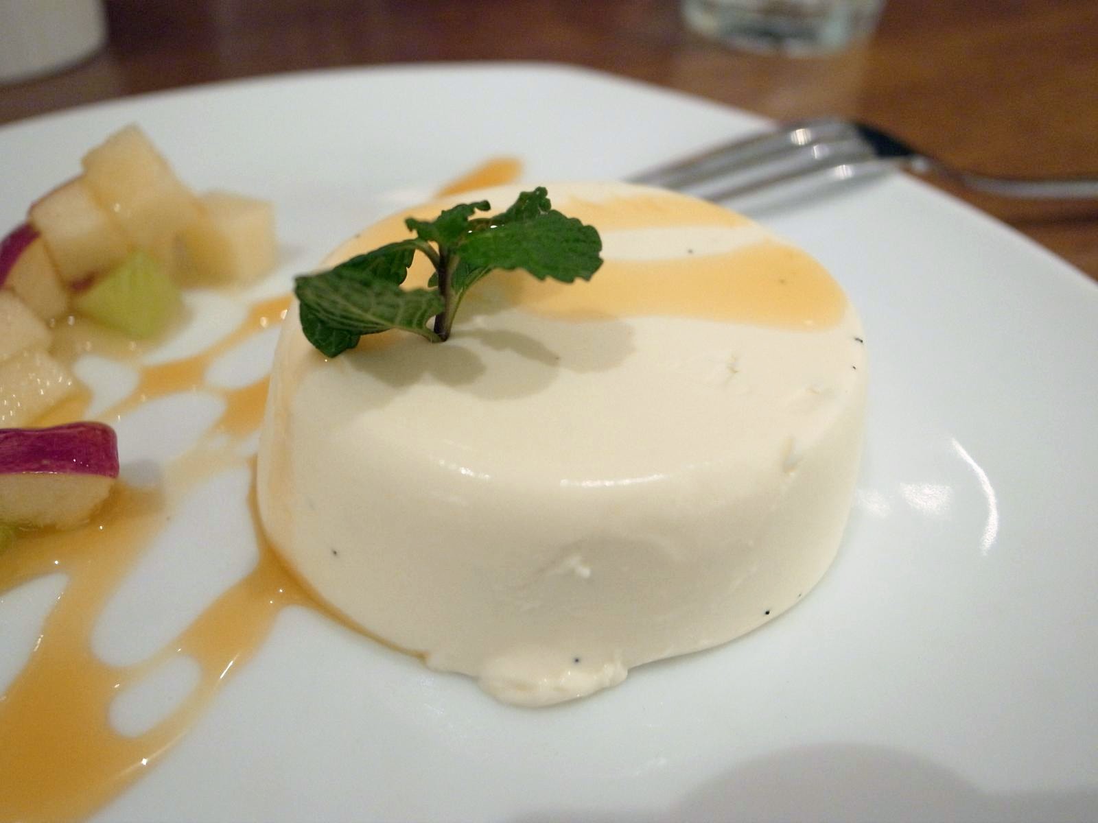 What is Panna Cotta? (image credits: wikimedia)
