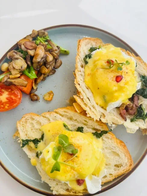 8. Brunch Egg Dishes: Paying a Premium to Eat Pajamas Food (Image Credits: Pexels)