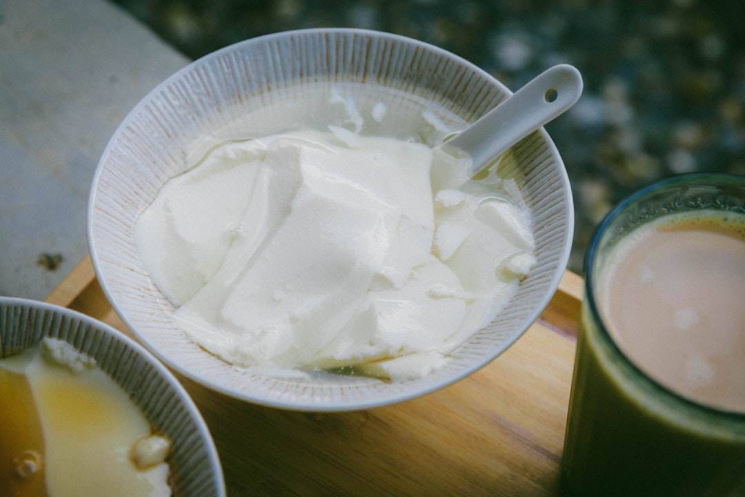 Greek Yogurt: The Protein Powerhouse That Silences Cravings (image credits: unsplash)