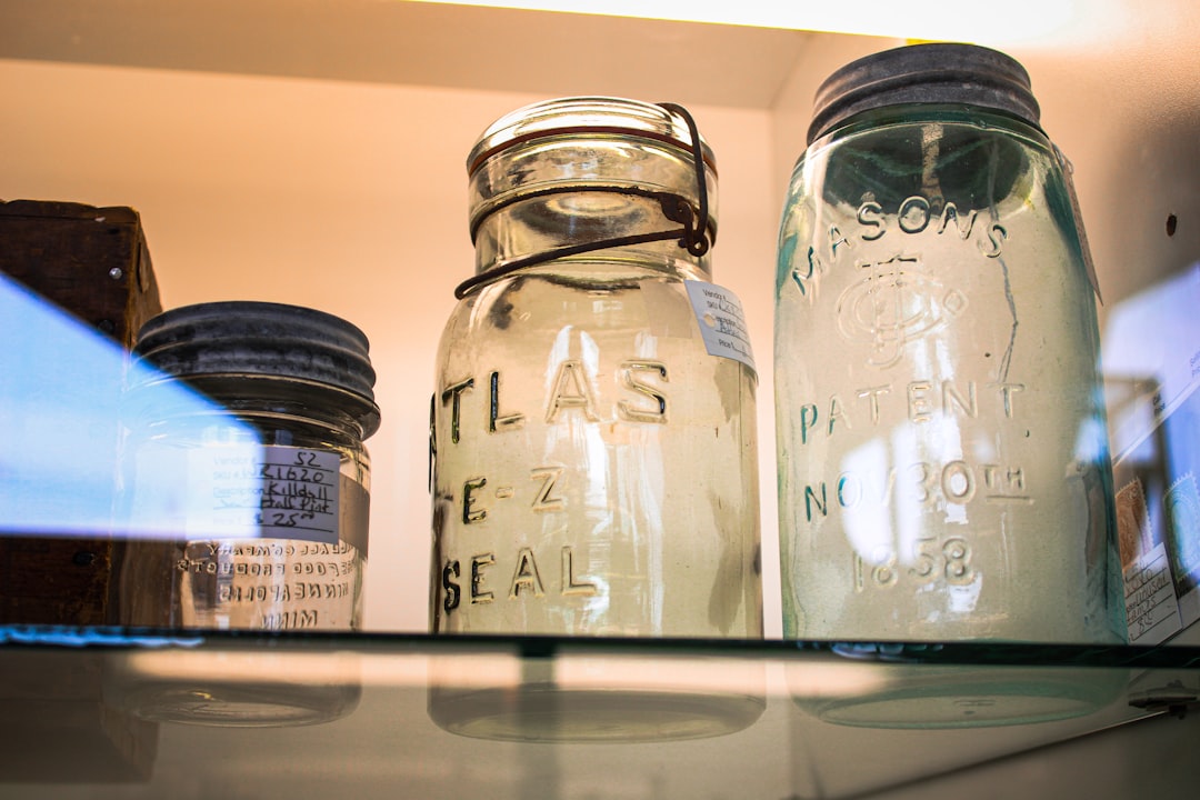 Glass Mason Jars: The Old-School Champion (Image Credits: Unsplash)