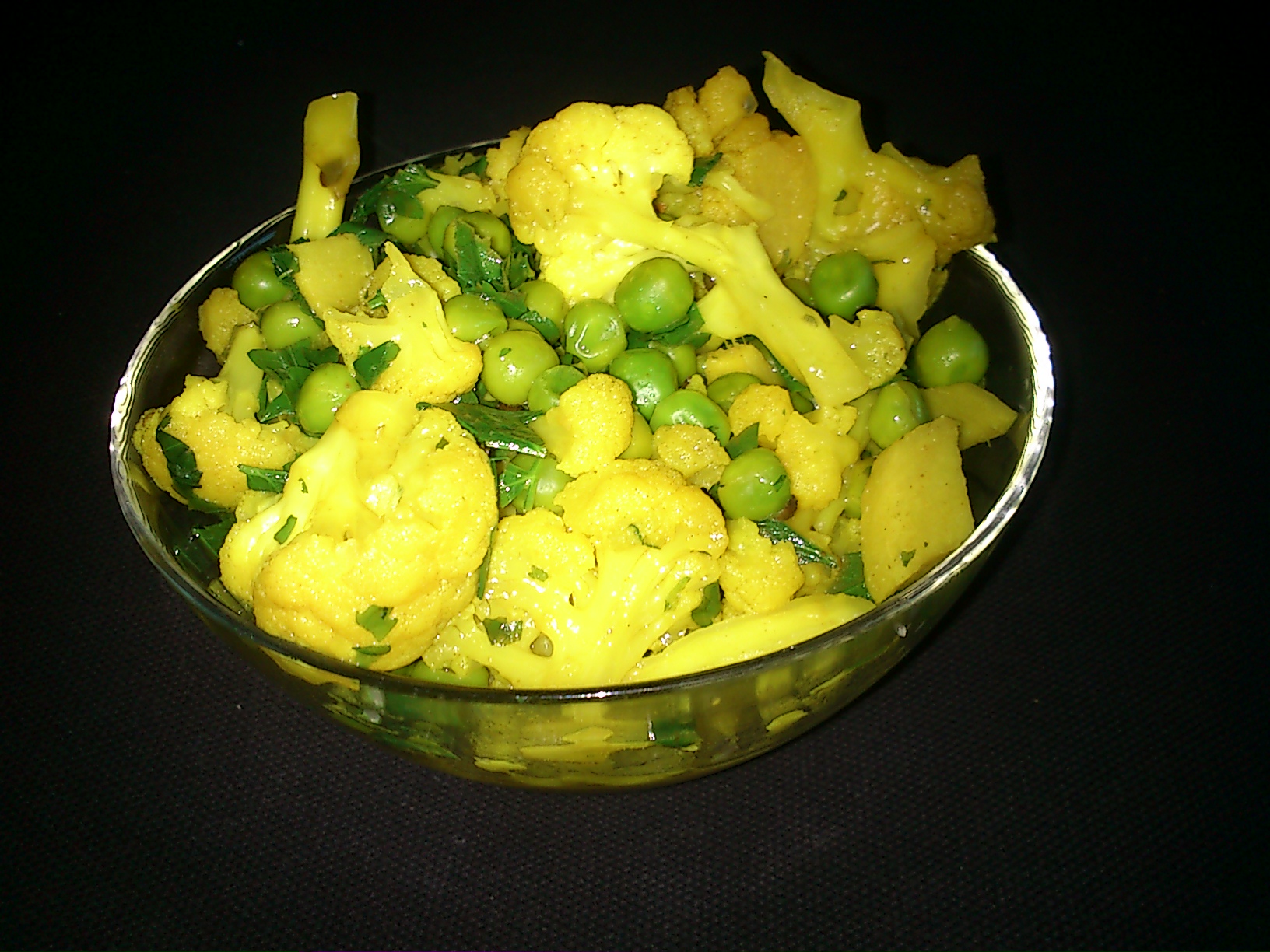 Cauliflower Curry (image credits: wikimedia)
