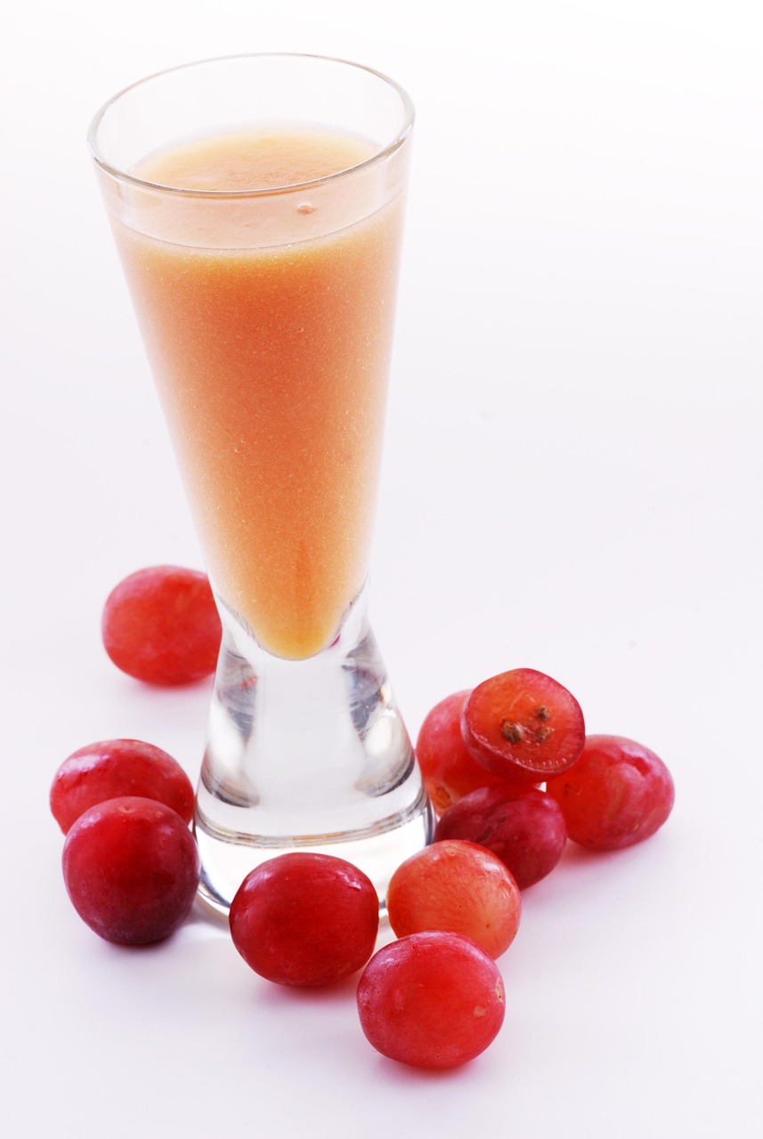 Grape Juice: Sweetness Overload (image credits: pixabay)