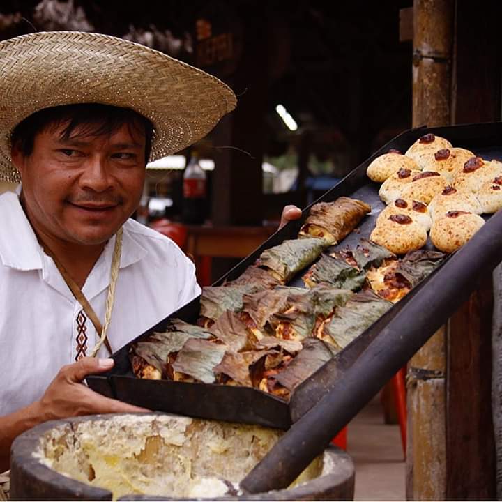 Bolivia: The Country That Kicked Out McDonald's (image credits: wikimedia)