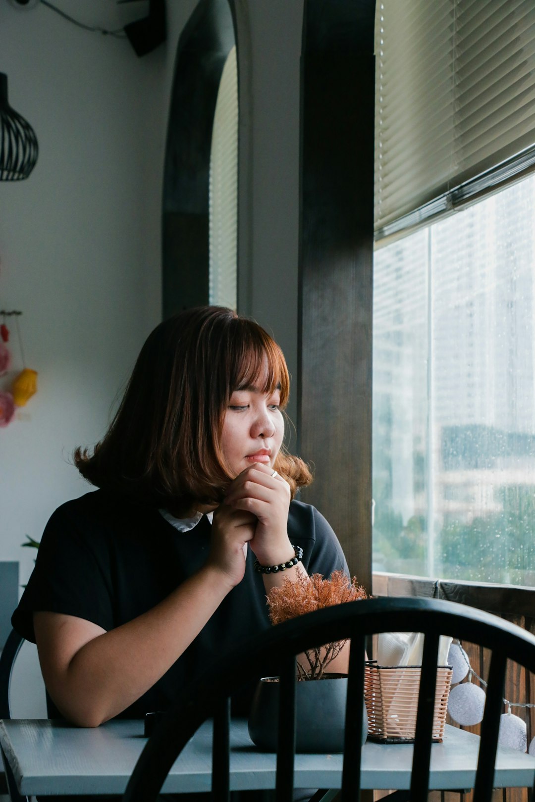 The Psychological Toll: Anxiety Around Eating (image credits: unsplash)