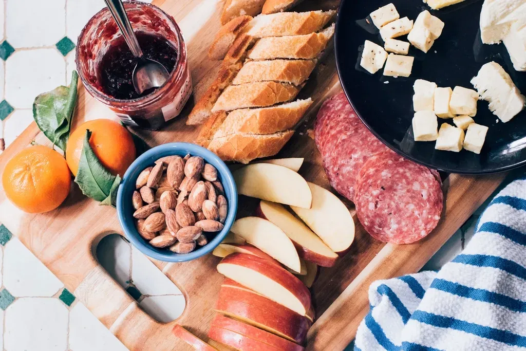 Cold Cuts and Cheese First Thing in the Morning (Image Credits: Rawpixel)