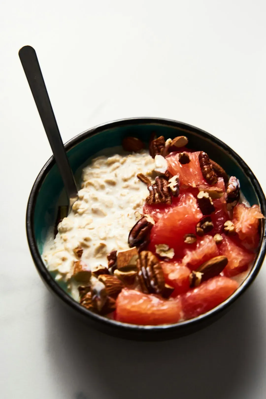 Oats: The Beta-Glucan Champion for Lasting Fullness (Image Credits: Unsplash)