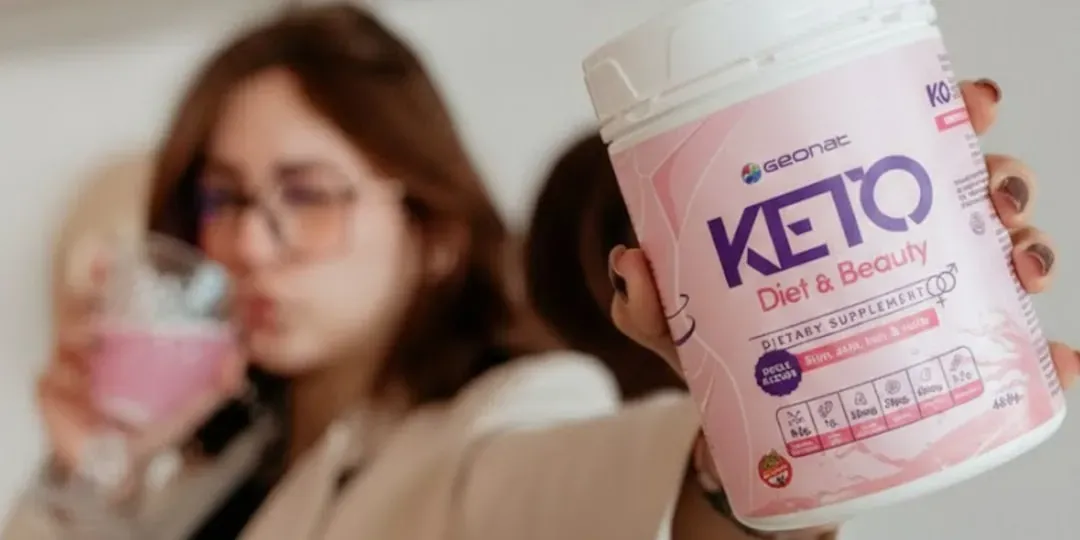 3. The Keto White Drink: Low Sugar, Low Cost (Image Credits: Unsplash)