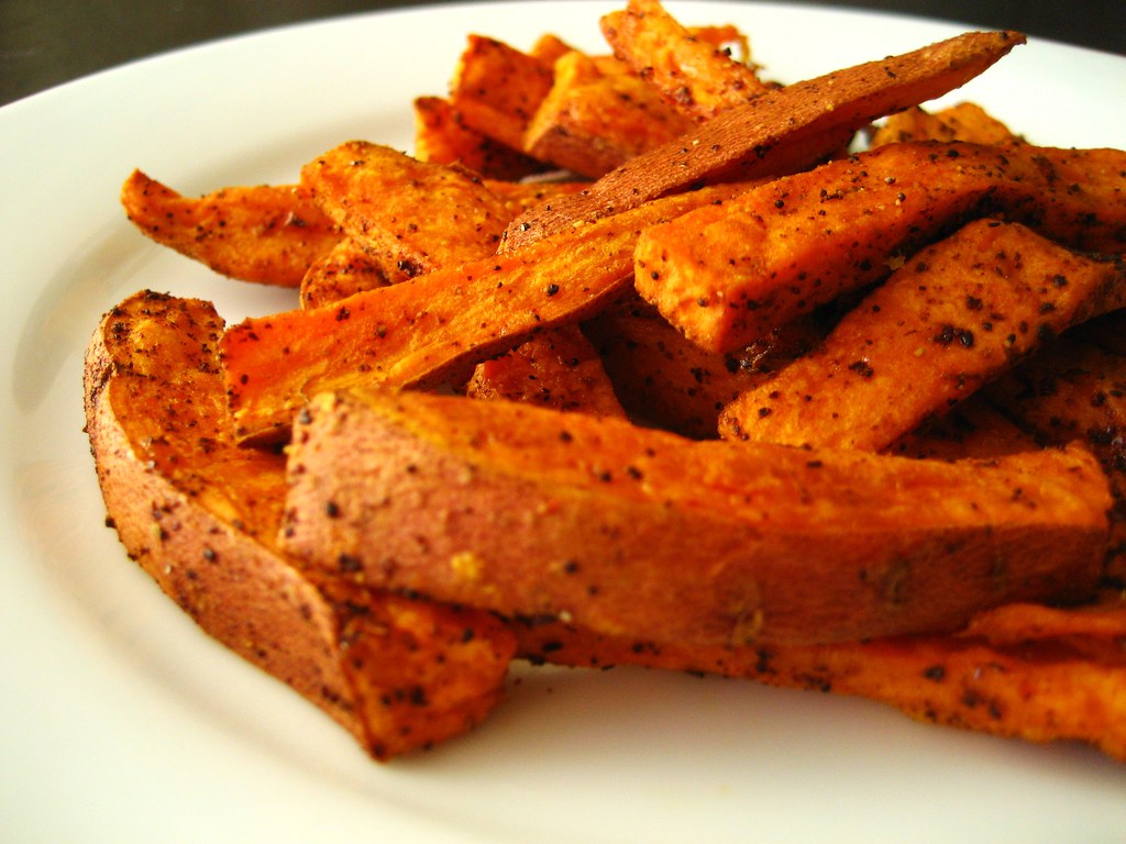 Sweet Potatoes Deliver Beta-Carotene (Image Credits: Flickr)
