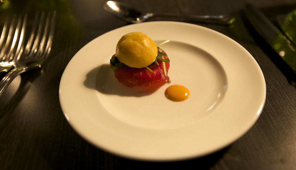 Sliders - 1,270 Calories in Miniature Form (image credits: flickr)