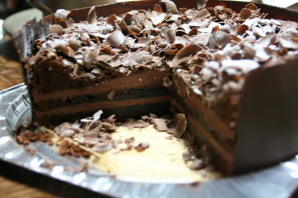 Wacky Cake: The Egg-Free Chocolate Miracle (Image Credits: Flickr)