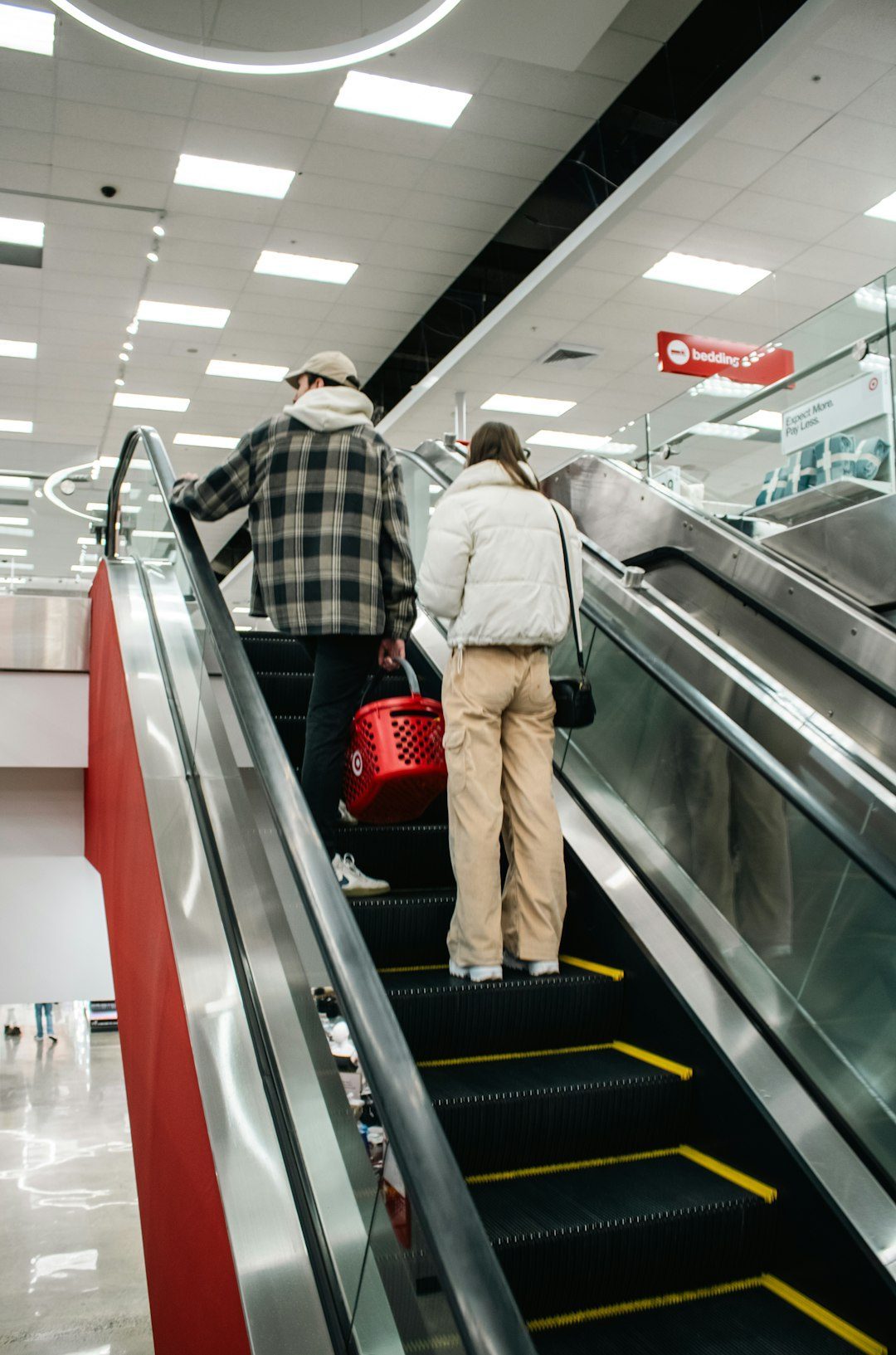 Confidence Levels Mirror April's Tariff-Driven Decline (Image Credits: Unsplash)