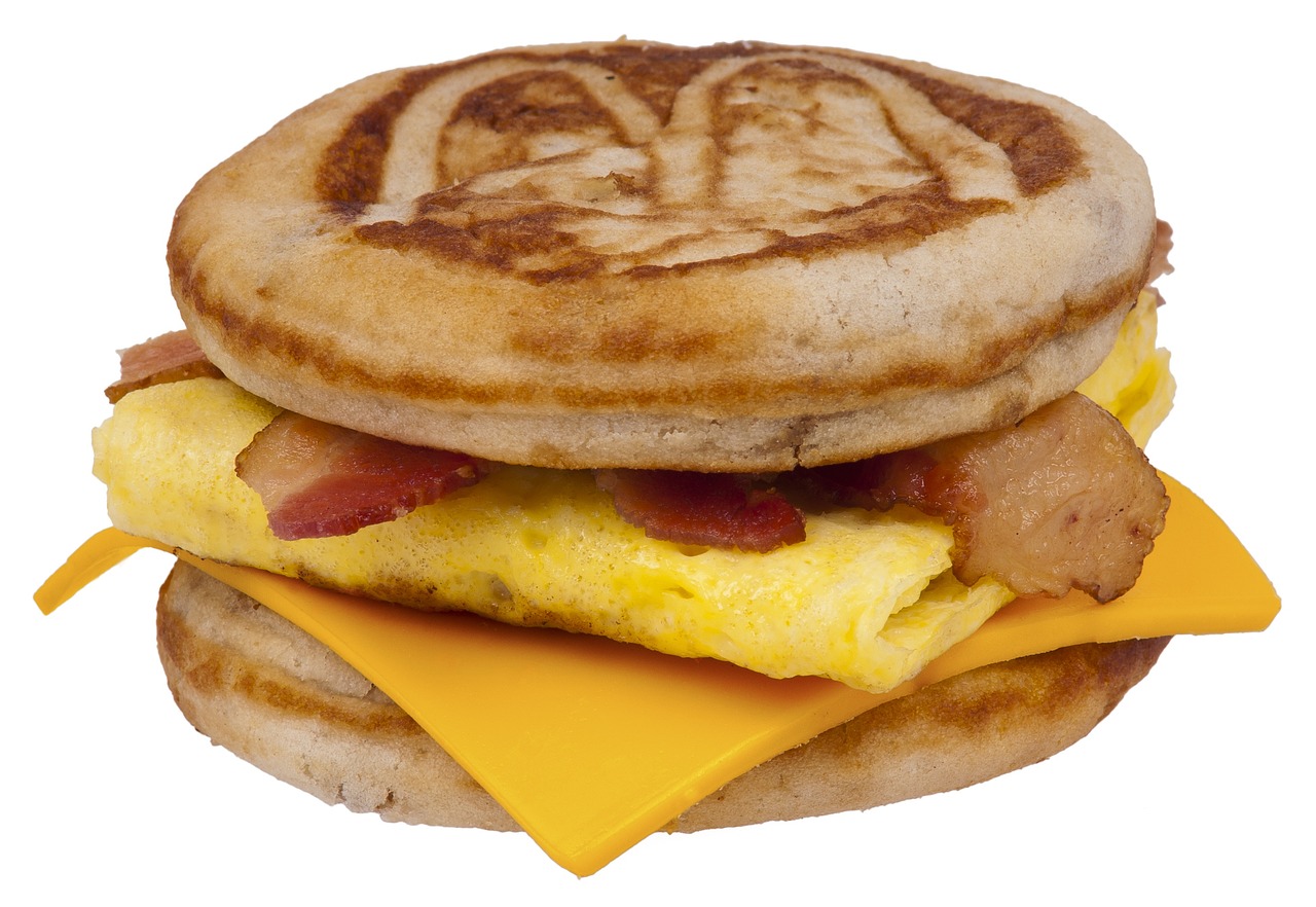 Classic Hamburger at McDonald’s (image credits: pixabay)