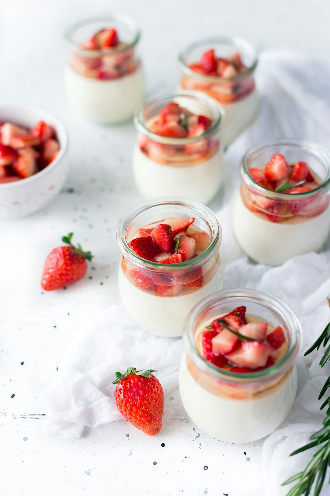3. Greek Yogurt Parfaits (image credits: unsplash)