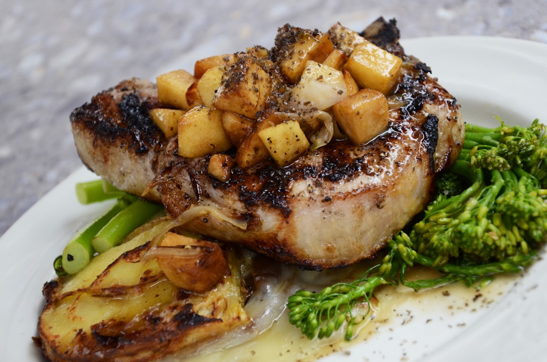 The Nutritional Breakdown: Recent Data on Steak and Potatoes (image credits: unsplash)