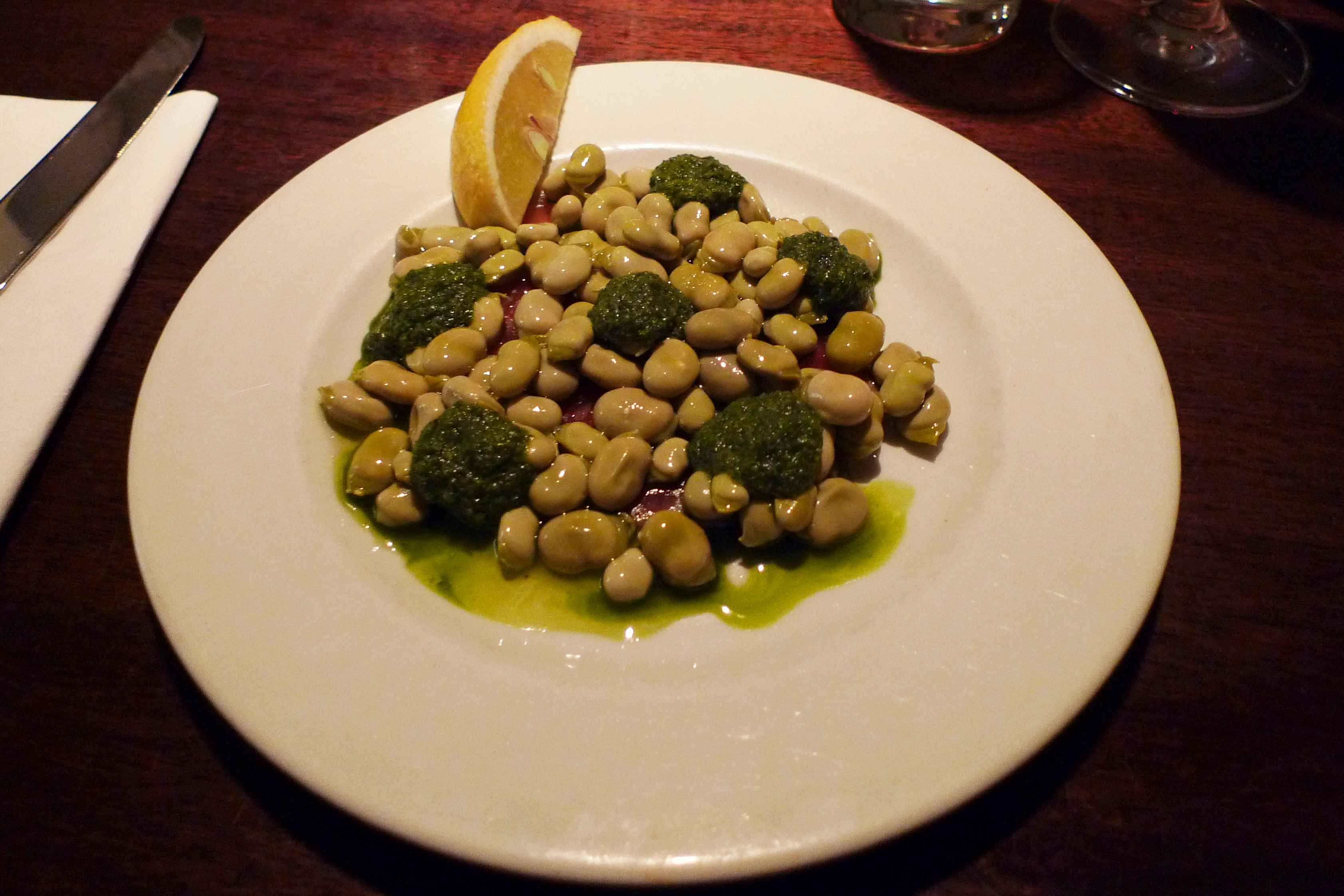 Restaurant Meals Pack Hidden Processed Ingredients (Image Credits: Wikimedia)