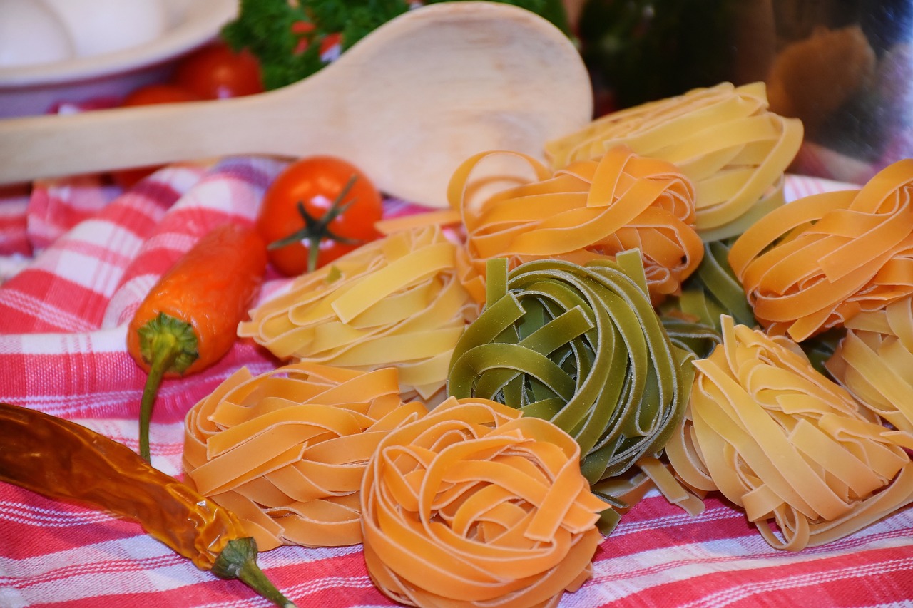 Shirataki Noodles: The Ultimate Low-Calorie Pasta (image credits: pixabay)